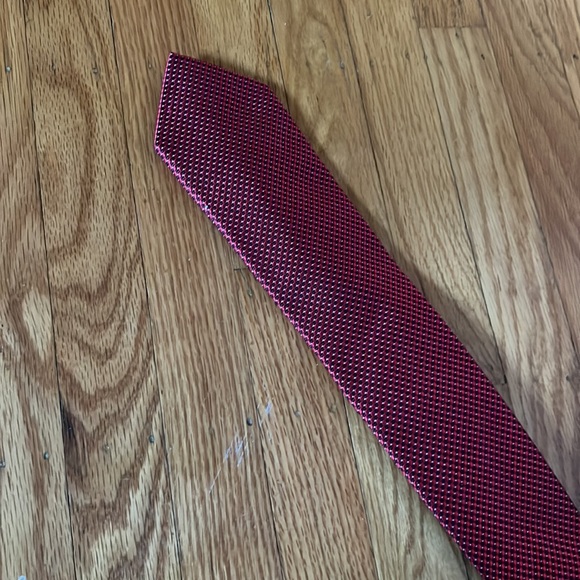 Jos. A. Bank Signature Collection Tie (Color: Power Red) - Picture 2 of 2